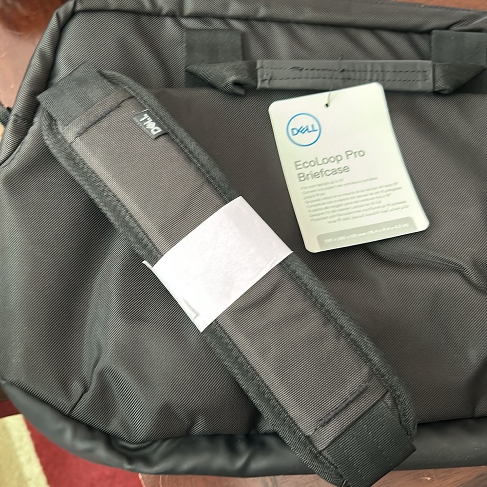 Dell EcoLoop Pro Briefcase - Picture 6 of 6